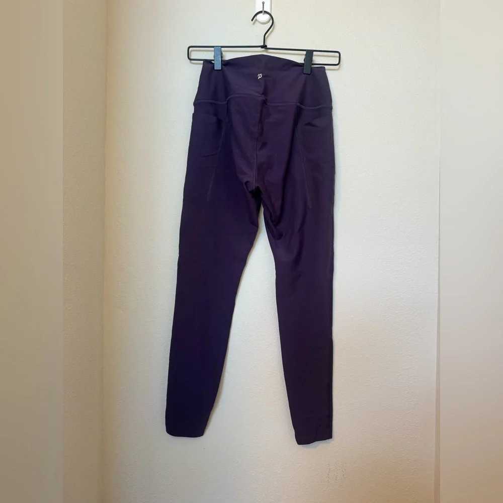 Peloton Cadent Women's Deep Purple Sports and Pants set - Picture 7 of 7